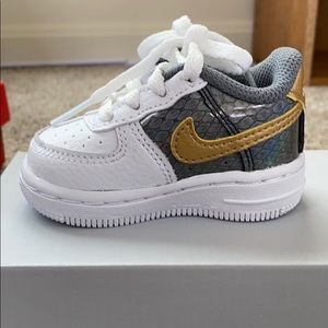 FORCE 1 SE Infant shoes